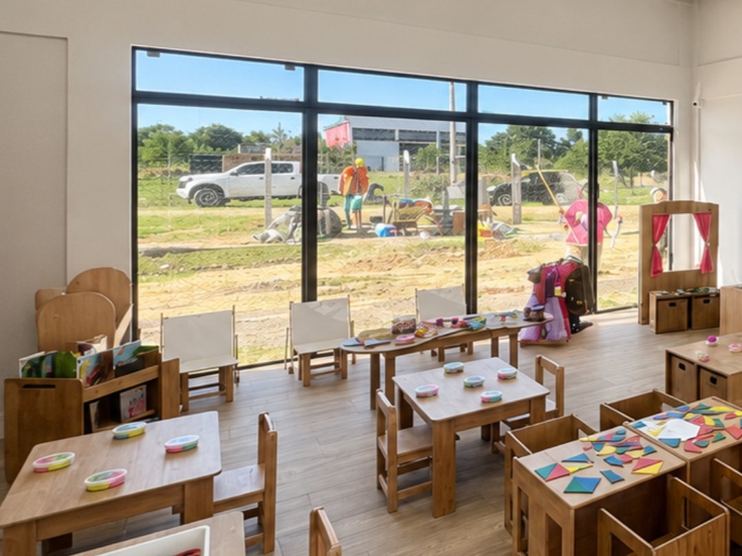 Interior terminado de un aula del CAIPI de Villa Hayes